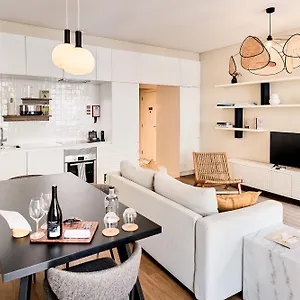Ando Living - Augusta House דירה