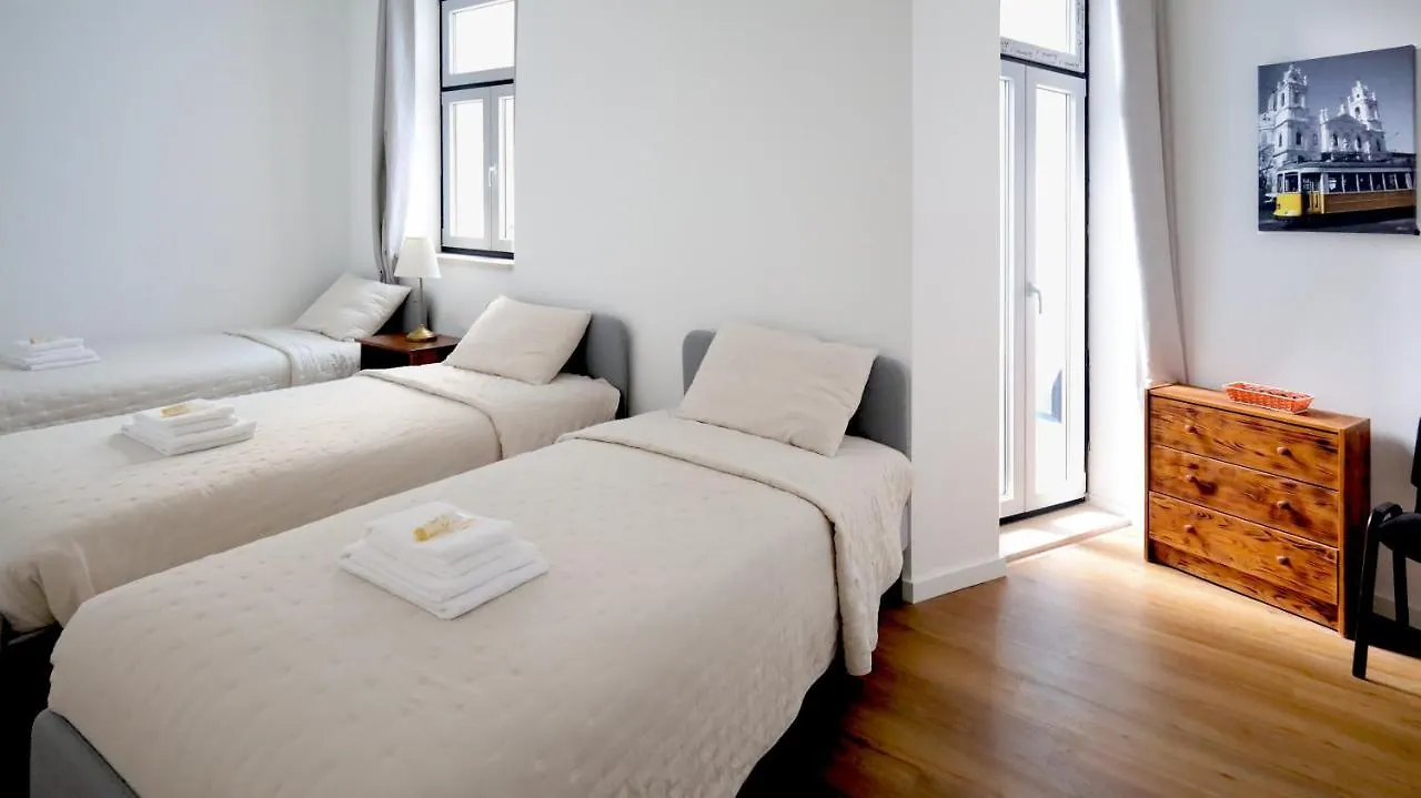 Lisboa Intendente 3Bedroom Apartment With Balcony  리스본